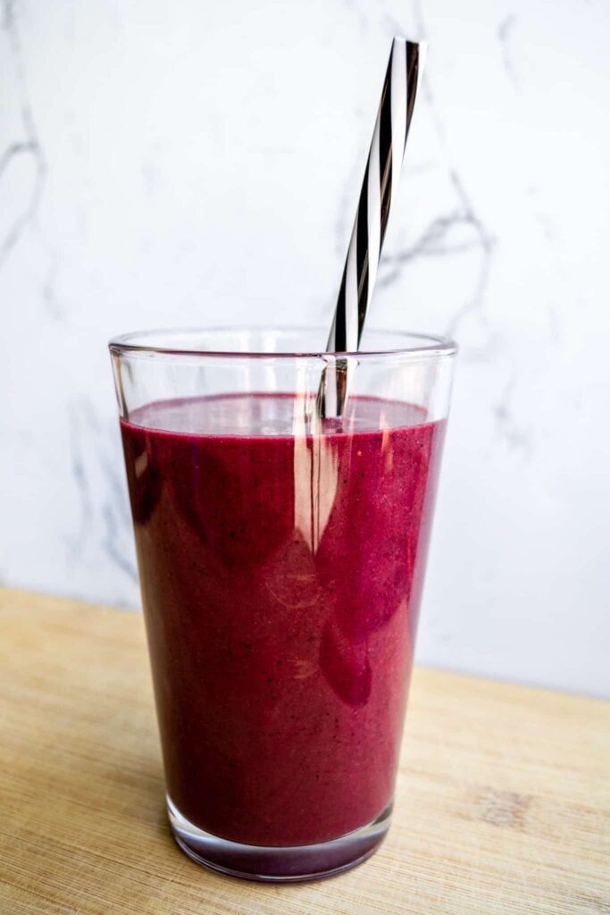 beetroot red velvet smoothie