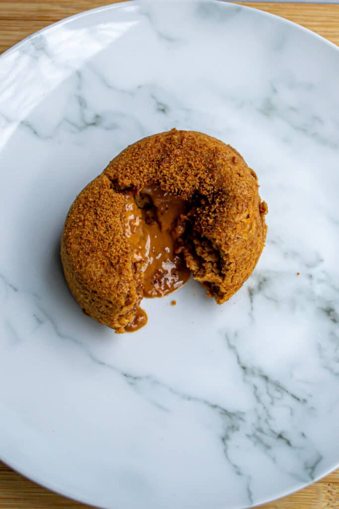 single serve protein biscoff lava cake