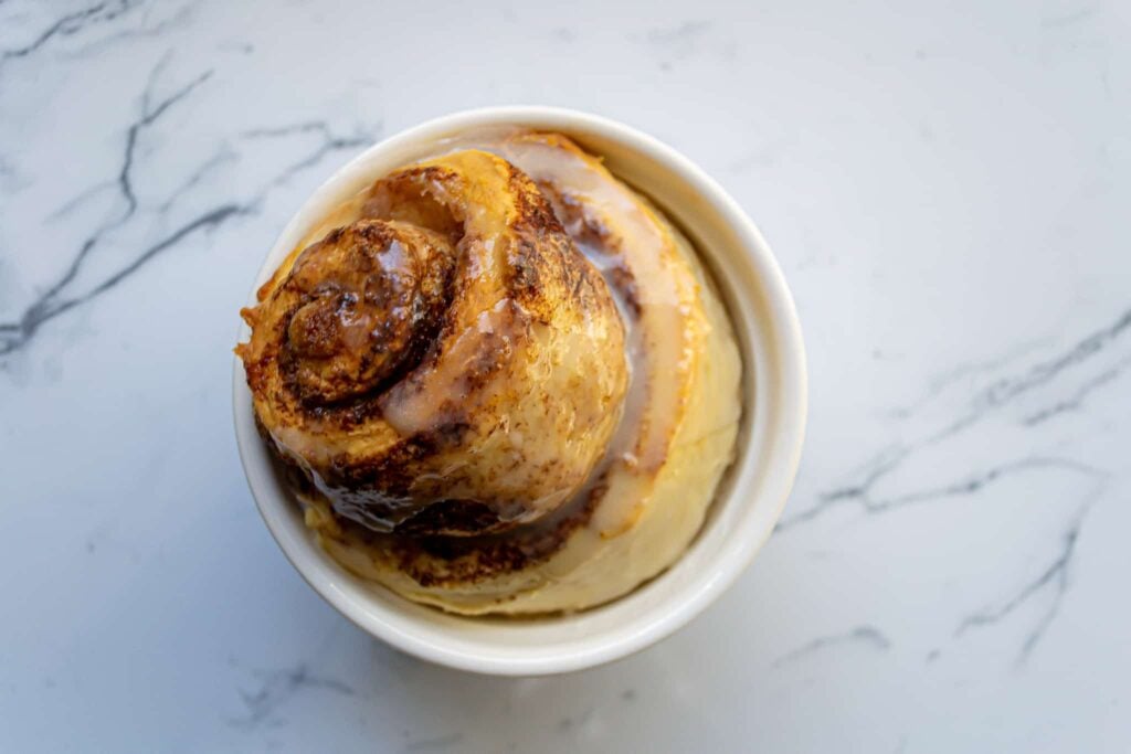 single serve cinnamon roll oven